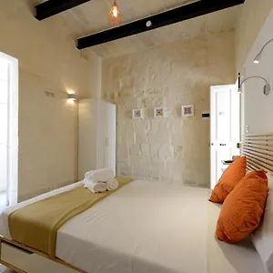 https://csd-lh-private-room-with-bathroom.hotelssaintjulians.com