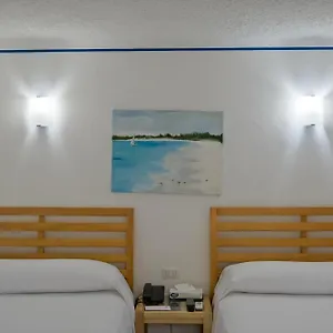 Sotavento & Yacht Club 3* Cancún
